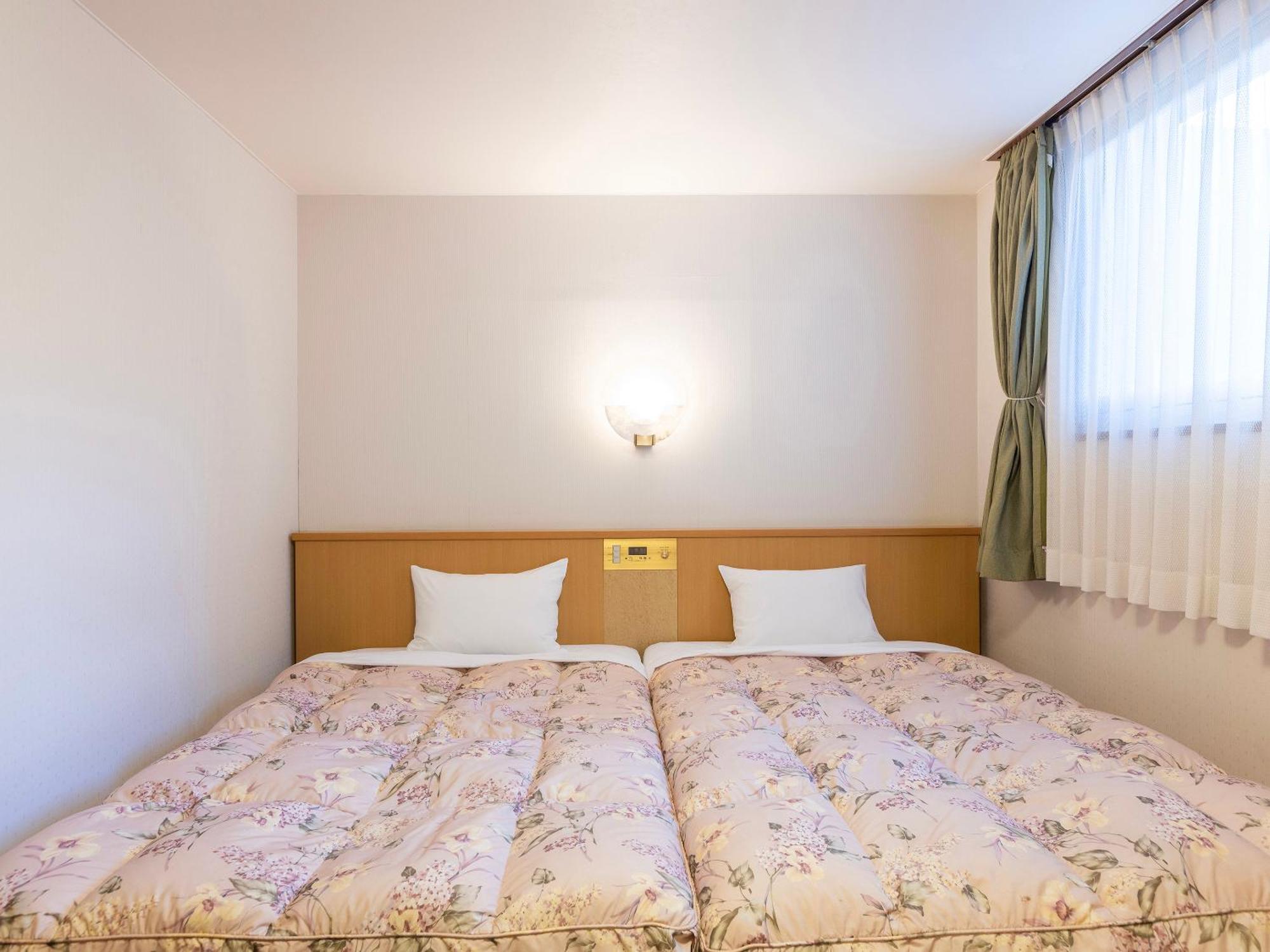 Nagoya Crown Hotel Экстерьер фото
